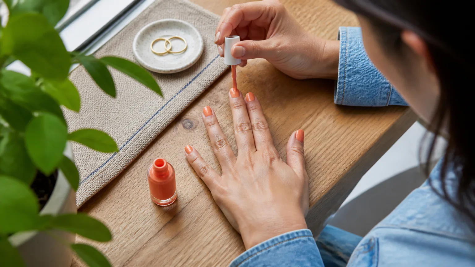 Essie nail polish colors Expressie in orange