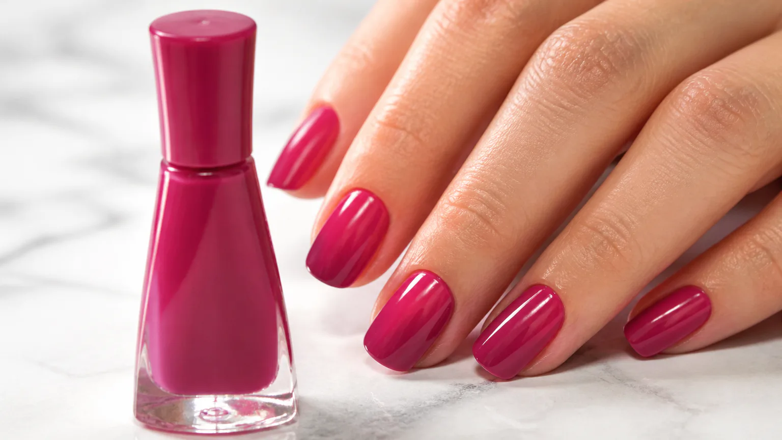 Sally Hansen Insta-Dri in magenta